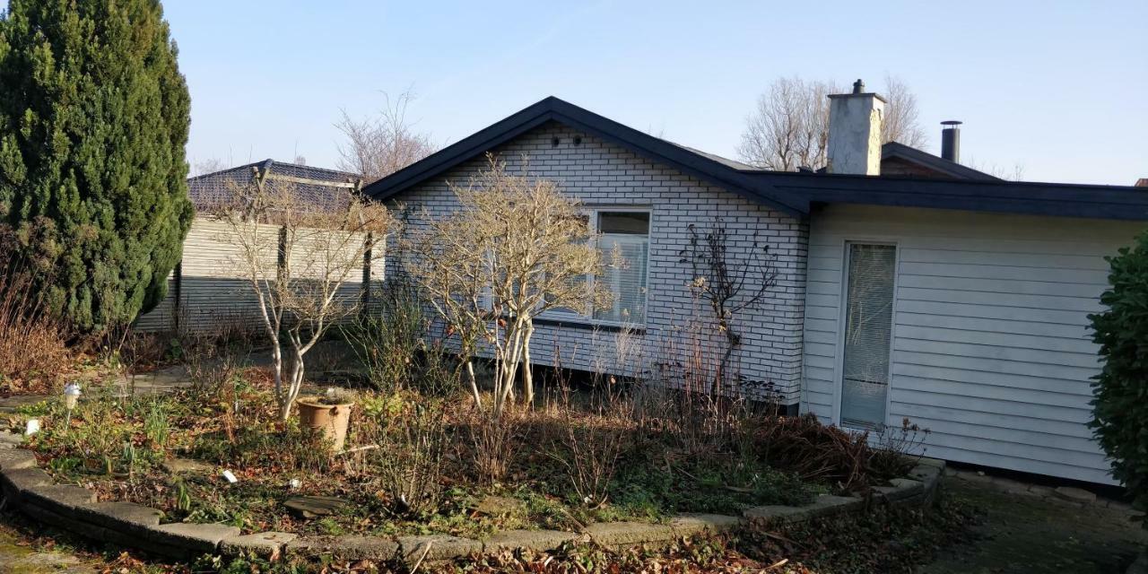 Mini-Apartment In The Flowerbed Soborg Exterior photo